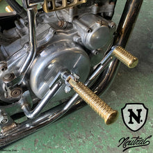 Load image into Gallery viewer, Brass Ribbed Shift Peg for Harley