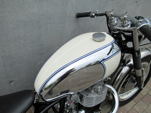 Triumph Bonneville tank