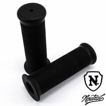 Load image into Gallery viewer, Chopper Grip Black 22.2mm 7/8inch