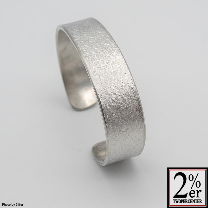 Pewter Bangle Plain Makinagi #apparel #2%er Original