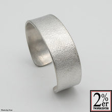 Load image into Gallery viewer, Pewter Bangle Plain Makinagi #apparel #2%er Original