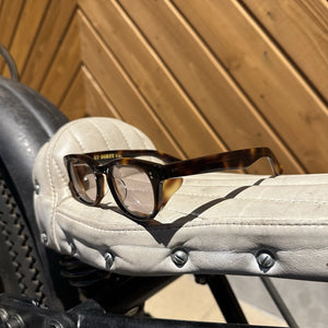 AT-DIRTY / WINDY GLASSES (BLACK×L.BROWN)