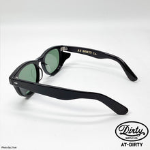 Load image into Gallery viewer, AT-DIRTY / WINDY GLASSES (BLACK×D.GREEN)