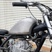 Load image into Gallery viewer, Narrow Sports Star Tank Bolt-On Full Kit Steel Base SR400/500