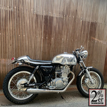 Load image into Gallery viewer, CHUCK BOX Front short fender Stainless steel for SR400/SR500