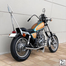 Load image into Gallery viewer, Lucas tail lamp with pedestal Japanese standard number size